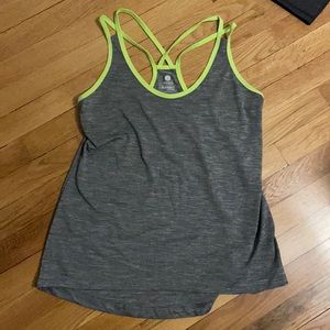 Old Navy Active Tank atop Size Small